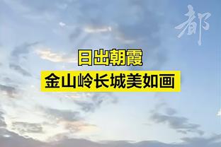 一扫颓势！库里半场10中6&三分5中3 拿下17分6板3助